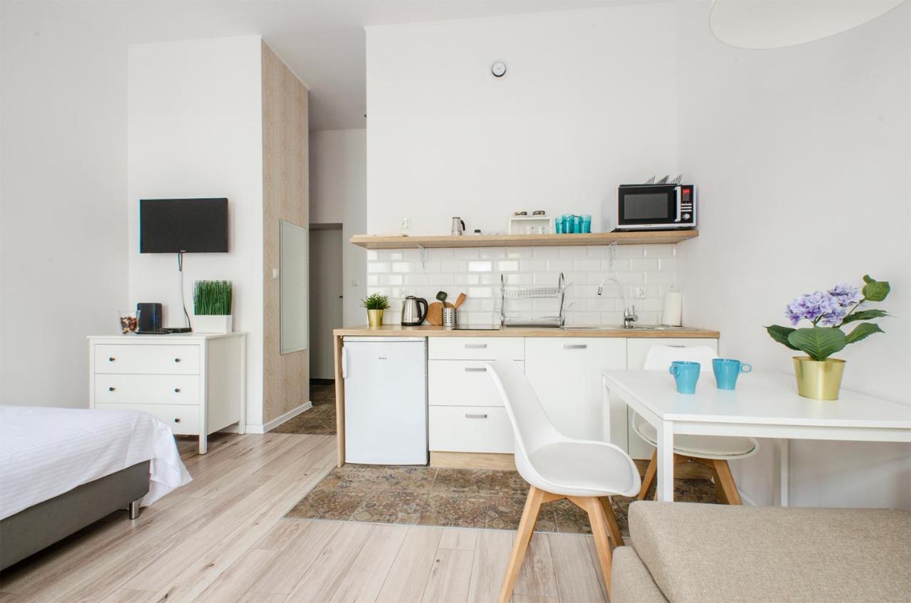 Cozy Apartments On Sierpnia Street Lodz  Exterior photo